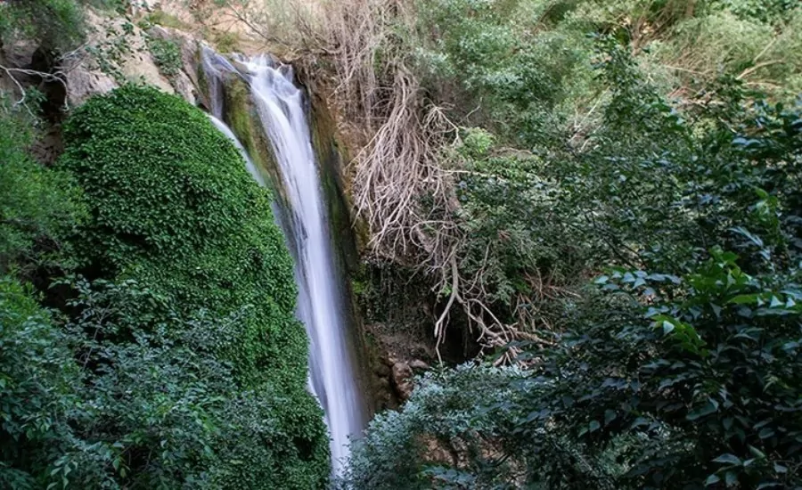 آبشار دشتک - جاهای دیدنی مرودشت