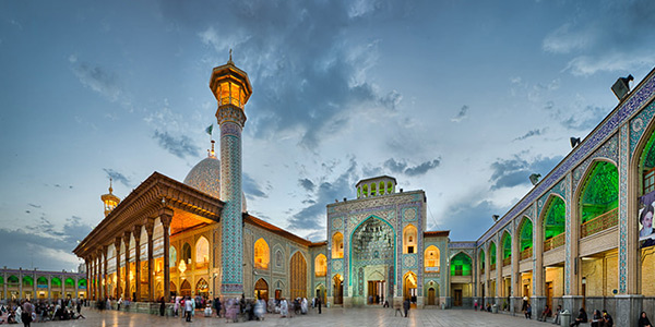 آرامگاه شاه چراغ - جاهای دیدنی شیراز در زمستان