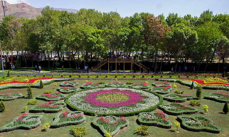 پارک چمران - جاهای دیدنی کرج در تابستان